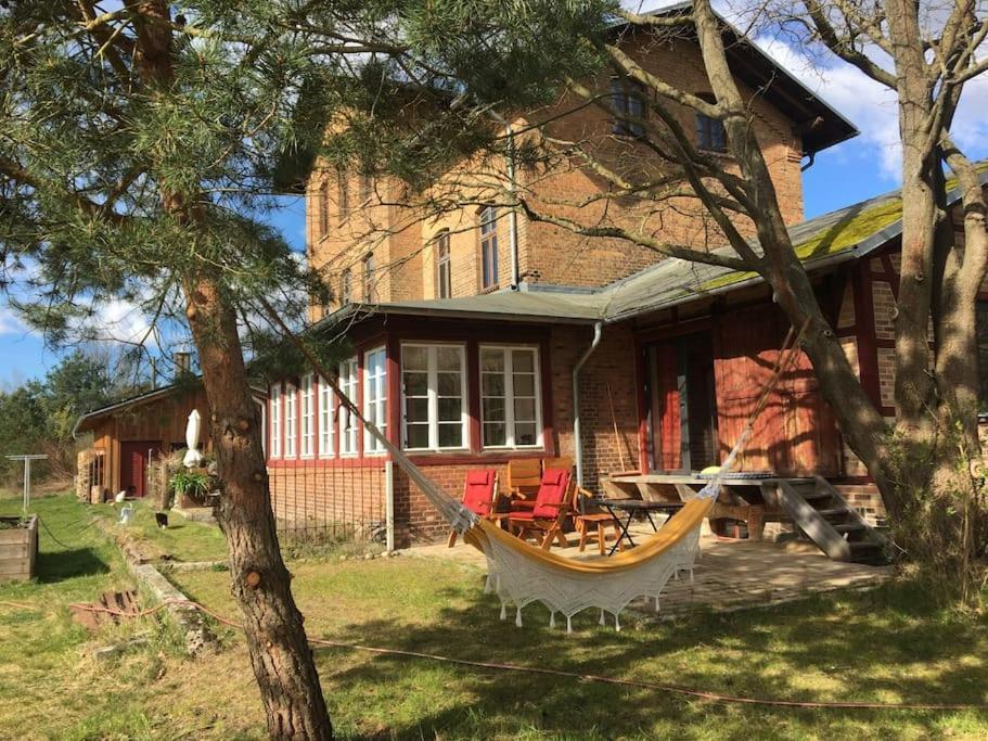 Romantisches Studio Am Waldesrand Mit Gartensauna Schwarz Esterno foto